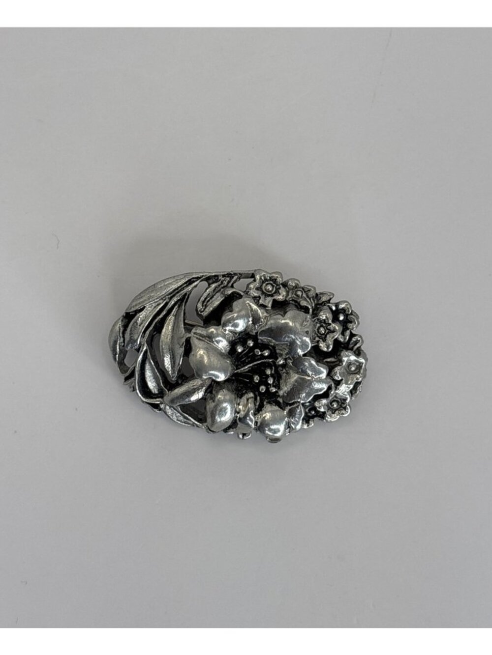 Elias Vintage P206 Pewter Silver Tone Floral Brooch Pin